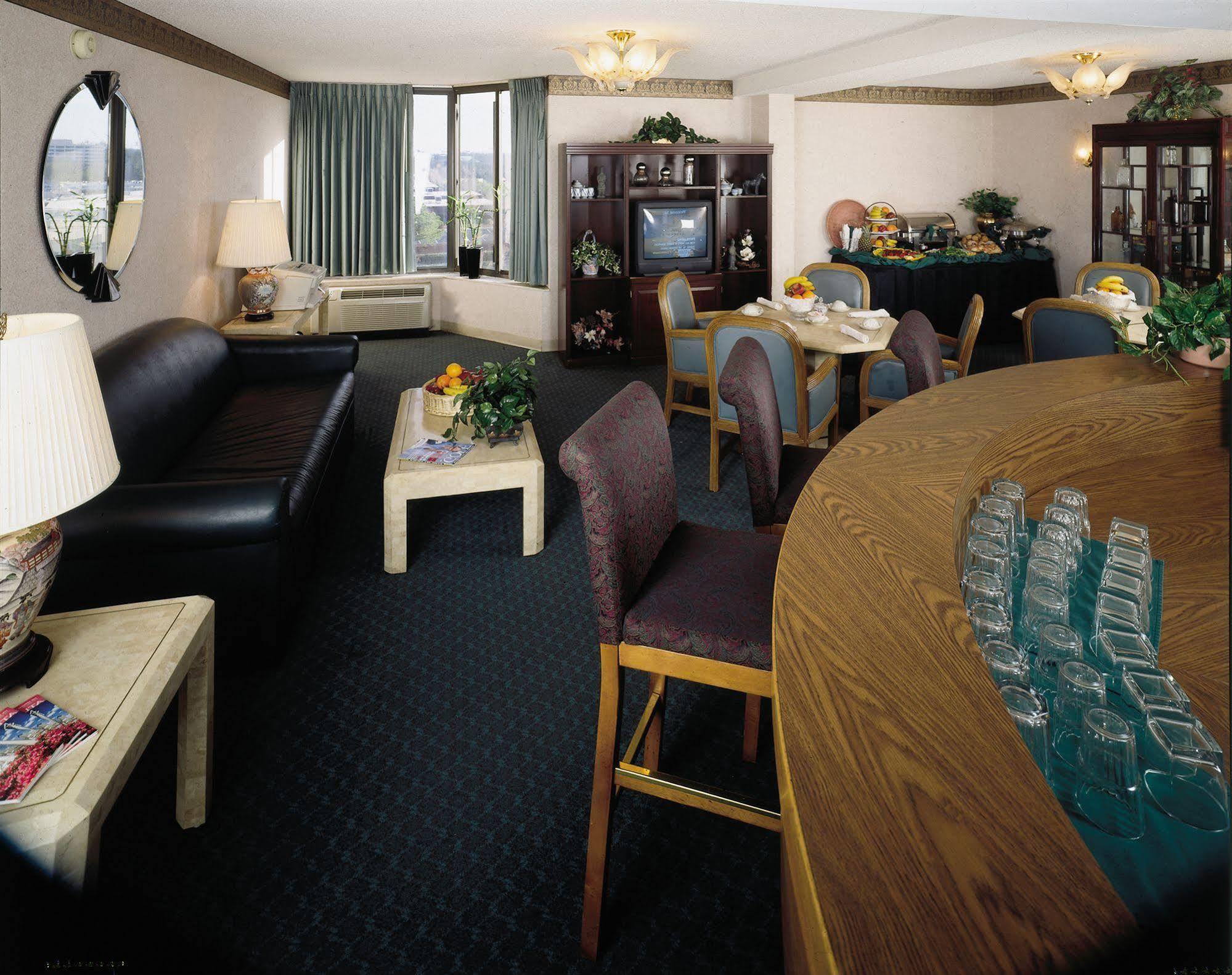 מלון Crowne Plaza Atlanta Ne - נורקרוס מראה חיצוני תמונה